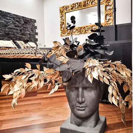 Colosseum Luxury Apartment Rome