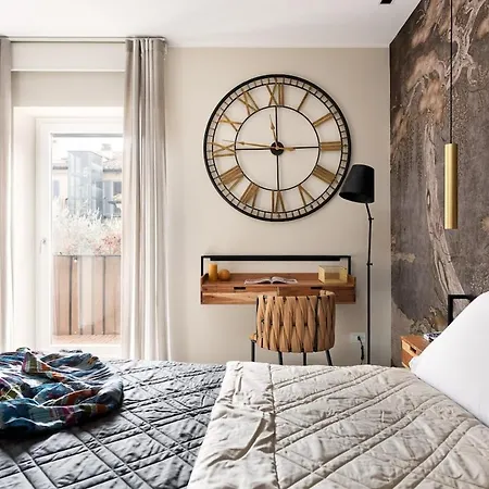 Apartment Idyllia - Borgognona Luxury