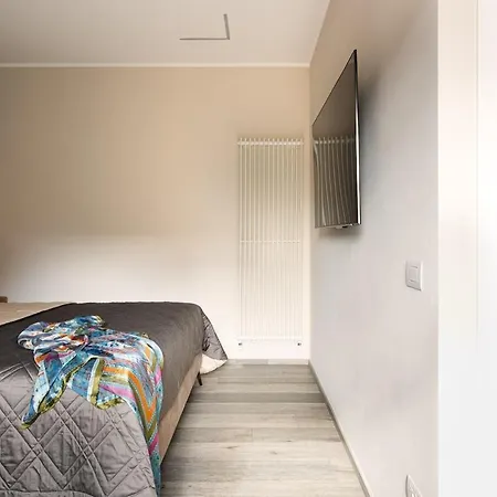 Idyllia - Borgognona Luxury Apartment