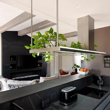 Apartment Idyllia - Borgognona Luxury *
