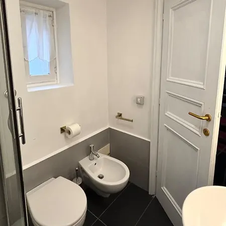 Apartment Elegant In Rome's Historic Center Rome