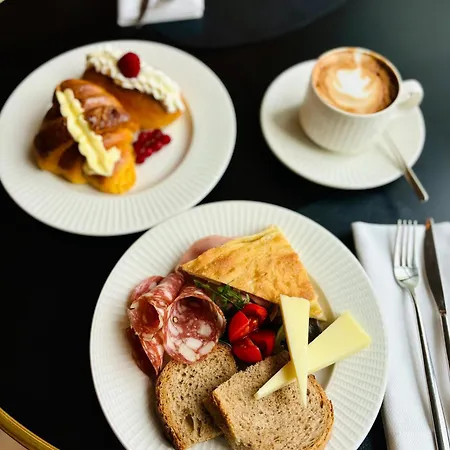 ホテル Trastevere 4*