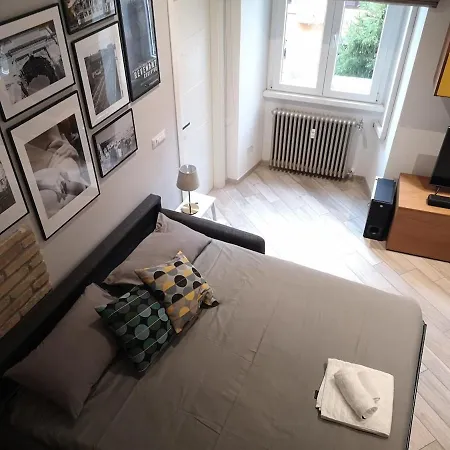 The Train Retreat Apartment Rome