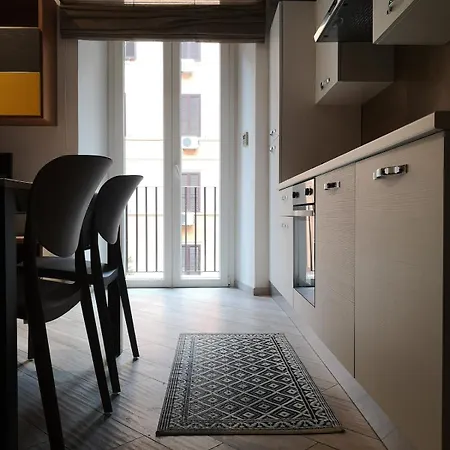 The Train Retreat Apartment Rome