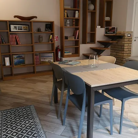 Apartment The Train Retreat