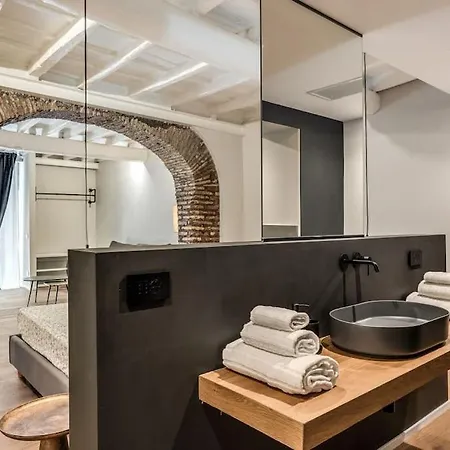 Orsoline Spanish Steps Apartment Rome