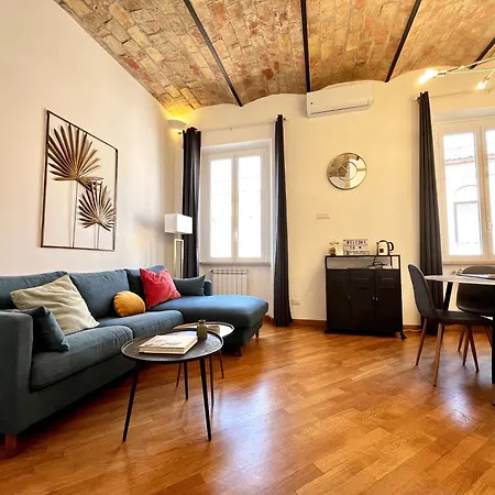 Apartment La Polveriera, Eleganti E Luminosi Vicino Al Colosseo *