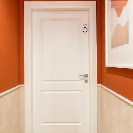 Elegantia Luxury Trastevere Roma