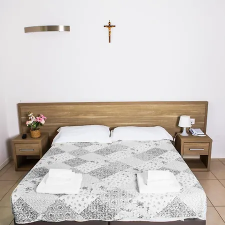 San Luigi - Residenza Gemelli 3* Rome