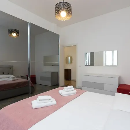 Cozy San Giovanni In Laterano