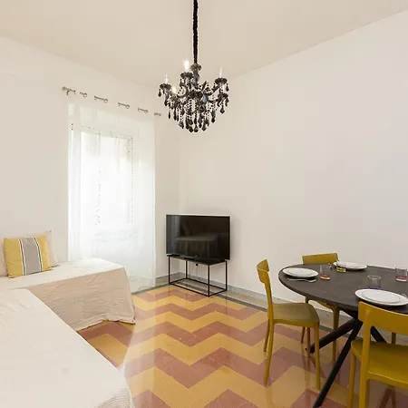 Cozy San Giovanni In Laterano Apartment *