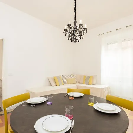 Apartment Cozy San Giovanni In Laterano Rome