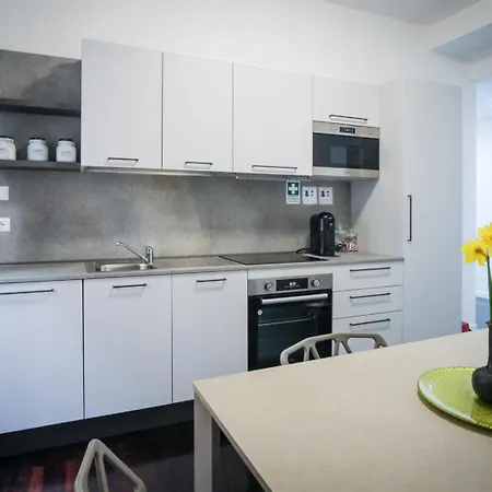 Marconi Apartment