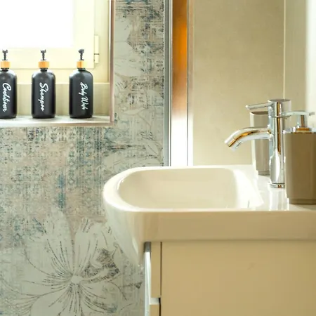 Vacanze Romane Guest house Rome
