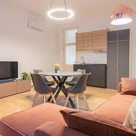 Apartment Pallaro 6 Rome