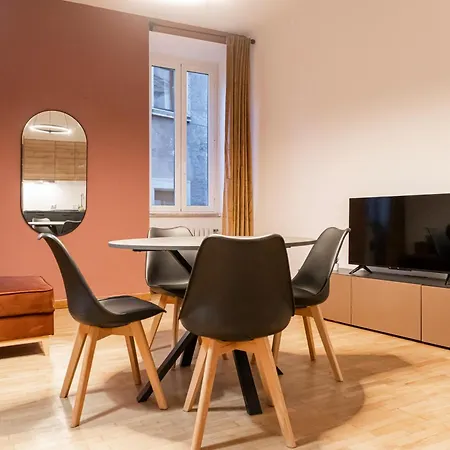 Apartment Pallaro 6 Rome