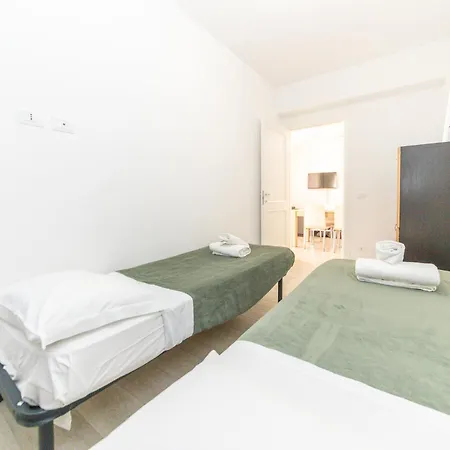 Apartment Casa Lorenzo Rome