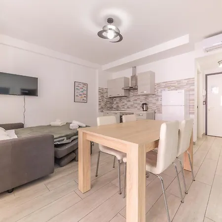 Apartment Casa Lorenzo Rome