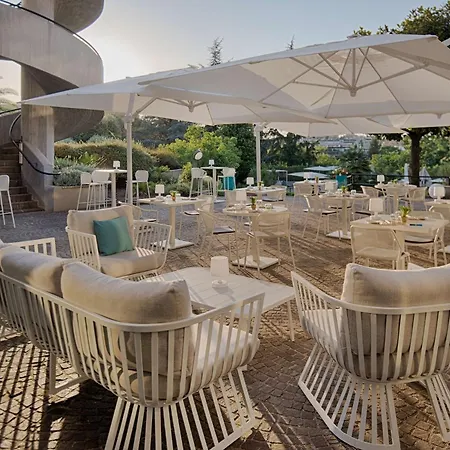 Nh Carpegna Hotel