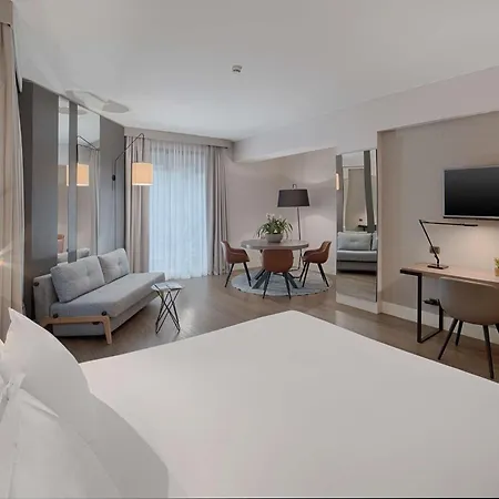 Hotel Nh Carpegna
