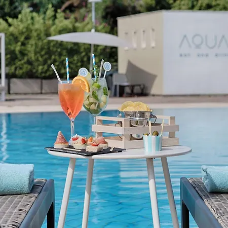 Nh Carpegna Hotel