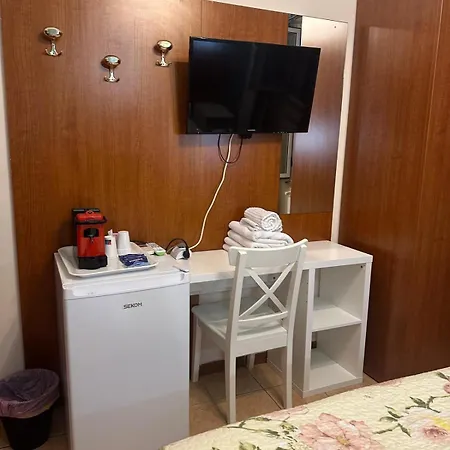 Near Termini Station 3* Rome