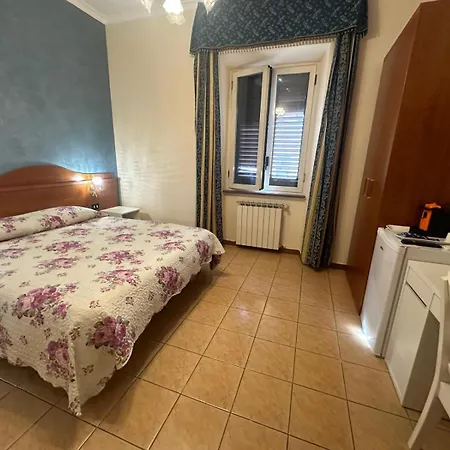 Near Termini Station Guest house 3*