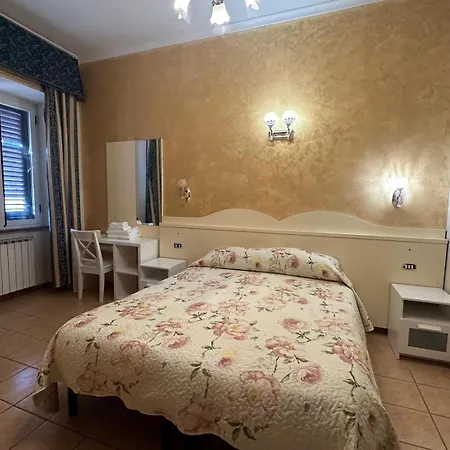 Near Termini Station Guest house