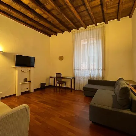 Apartment La Dolce - Rione Campo Marzio The Beating Heart Of *