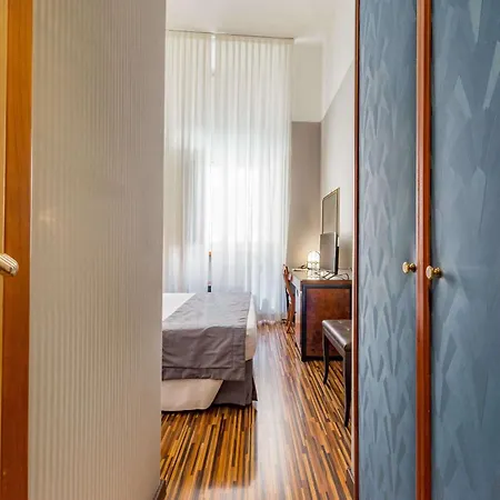Hotell Western Artdeco 4*