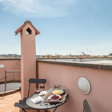 Trevi Luxury With Terrace Appartement *