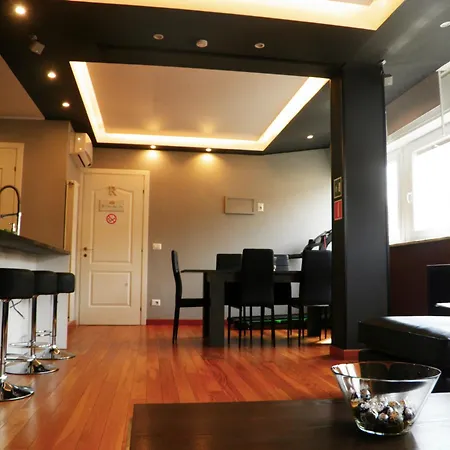 Auditorium Deluxe Apartment