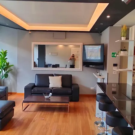 Apartment Auditorium Deluxe *