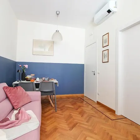 Apartment Casa Luminosa In Monteverde Rome
