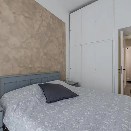 Lejlighed Vibrant Trastevere 2 Bedrooms On Via Del Moro *