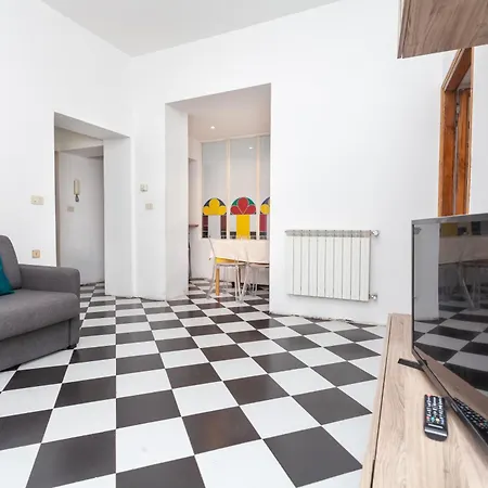 Апартаменты Palazzo Sant'elena - By Openroma