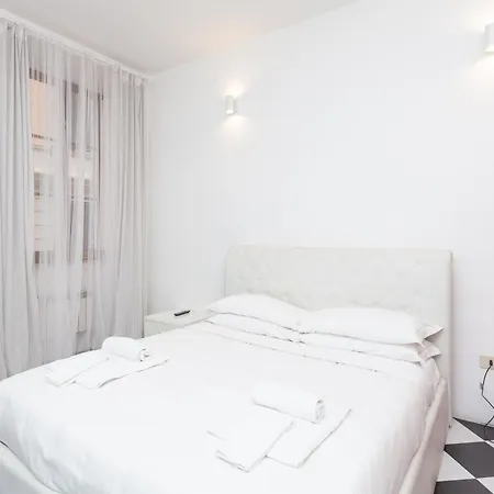Palazzo Sant'elena - By Openroma