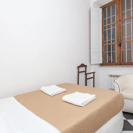 Апартаменты Palazzo Sant'elena - By Openroma *