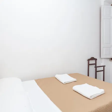 Palazzo Sant'elena - By Openroma *