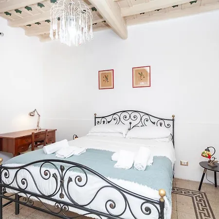 Palazzo Sant'elena - By Openroma Апартаменты