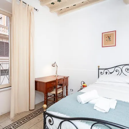 Palazzo Sant'elena - By Openroma Апартаменты