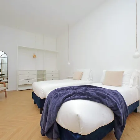 Ych-spaceful Near Vatican Apartment Rome