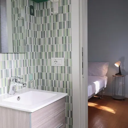 Apartamento Stazione 5min- Moderno Ed Elegante *
