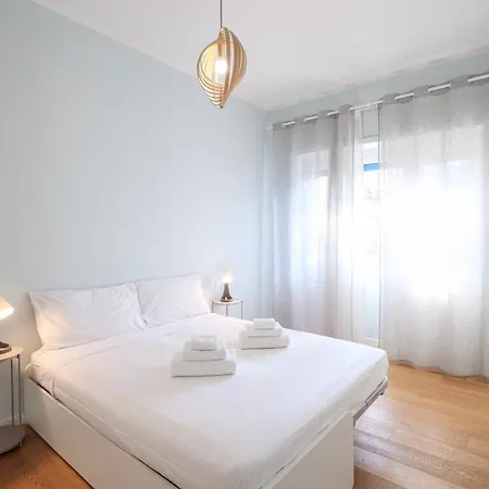 Apartamento Stazione 5min- Moderno Ed Elegante
