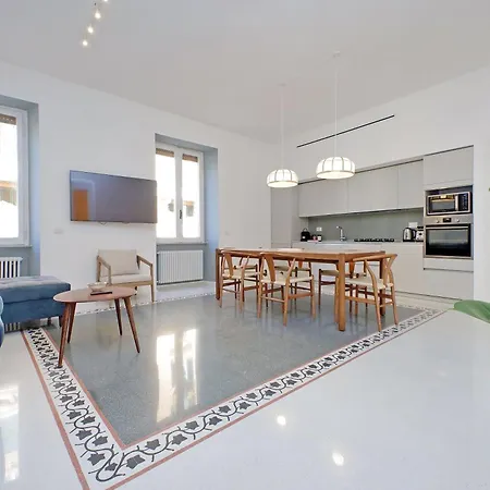 Ych-spaceful Near Vatican Apartment Rome