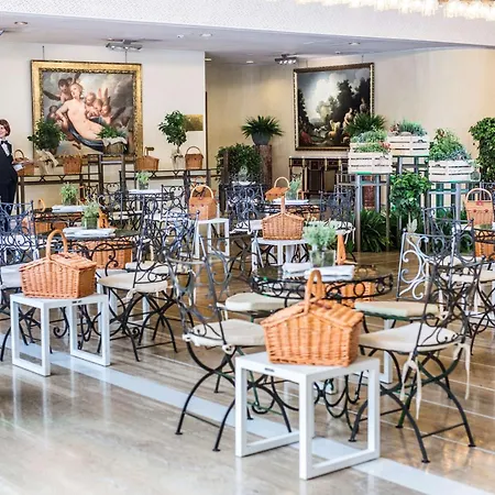 Resort Cavalieri, A Waldorf Astoria