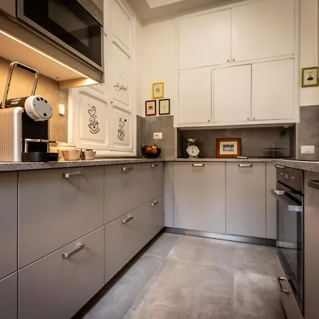 Aradam Luxury Heritage Apartment *