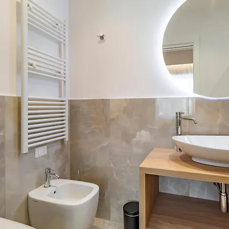 Cipro Vatican Luxury Escape * Roma