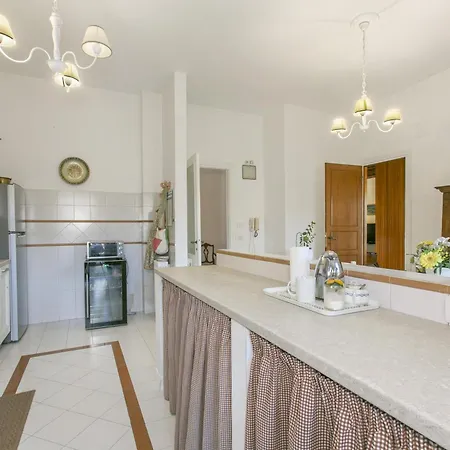 Garden Hill Villa *