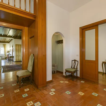 Garden Hill Villa *